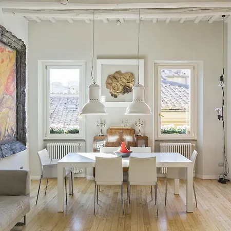 Apartament Onefinestay - Trastevere Private Homes *